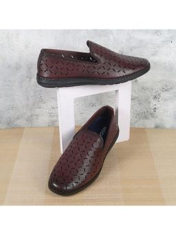 Mochi - Men Wine Loafers