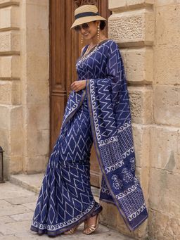 Akhilam - Cotton Navy Blue Printed Saree With Unstitched Blouse