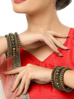 Fabula - Pack of 18 Green Bridal Chuda Bangle Pack | Silk Thread Kundan | (2.6)