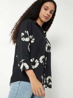 max - Black Women Printed Collar Neck Daily Wear Minimal Top