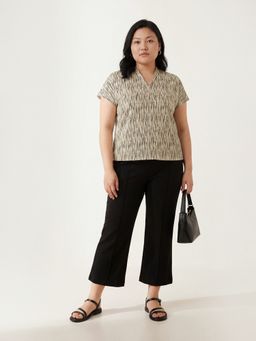 max - Cream Women Printed V-Neck Smart Stylish Premium Casual Top