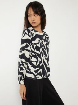 max - Black Women Printed Round Neck Easy Comfort Soft Comfortable Top