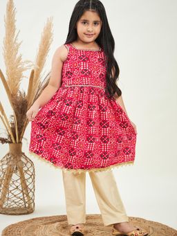 Stylo Bug - Girls Flower Printed Square Neck Kurta & Pant Pink (Set of 2)