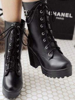 Shoetopia - Women Solid Black Boots