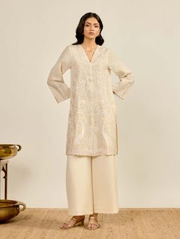 Aarke Ritu Kumar - Beige Embroidered V-Neck Kurta & Palazzo