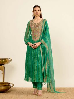 Aarke Ritu Kumar - Green Embroidered Round Neck Kurta Pant with Dupatta