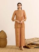 Brown color option, Currently selected