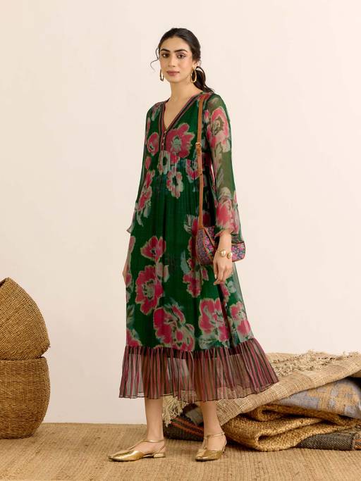 ritu kumar green dress Buy Aarke Floral V-Neck (S) Online sequin Quinceanera Dresses