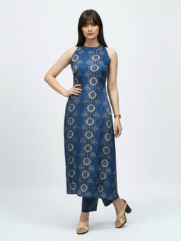 Gahan - Womens Viscose Rayon Straight Printed Kurta with Pant
