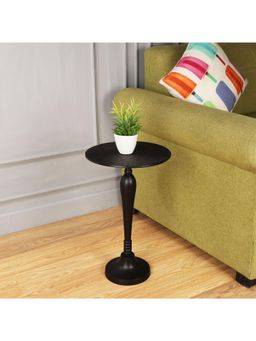 De Maison Decor - The Carla Side Table By Decor De Maison In Classical Design In Raw Gold Finish