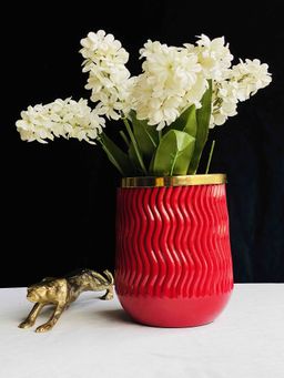 Folkstorys - Handmade Metal Blazing Red Table Vase
