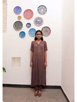 Taro India - Grey Cotton Gulkand Kurta With Pant Co-ords