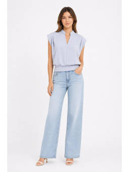 Cider - V-Neck Solid Pleated Crop Top