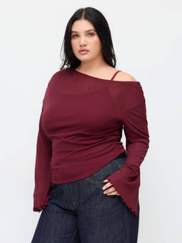 Cider - Asymmetrical Neck Ruched Lettuce Trim Tee Curve & Plus