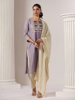 SPAN - Purple Straight Printed Kurta with Pant & Dupatta