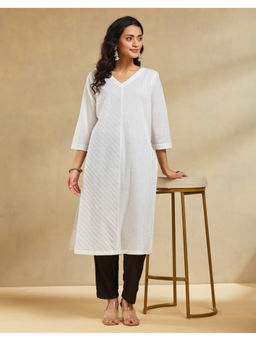 Fabindia - White Cotton Calf Length Long Kurta