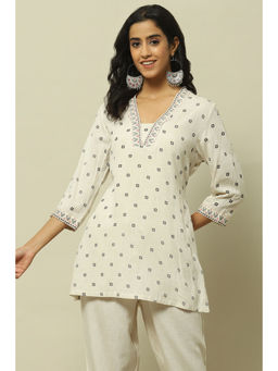 Rangriti - Women Off-White Geometric Printed Straight Indie Kurti