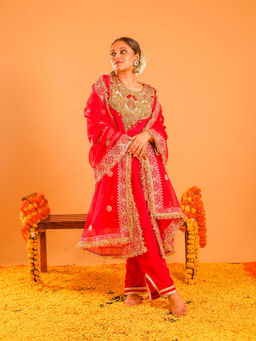 OHH CROW - Red Straight Length Kurta with Pant and Dupatta (Set of 3)