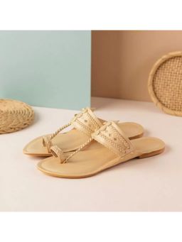 AUZORI - Women Champagne Gold Kolhapuri - Gold