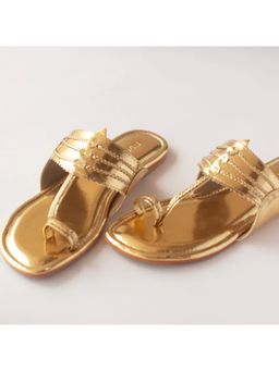 AUZORI - Women Soleia Gold Kolhapuri Flats - Gold