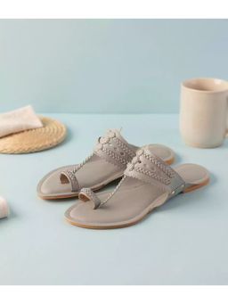 AUZORI - Women Stone Grey Kolhapuri - Grey
