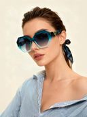 Blue color option, Currently selected