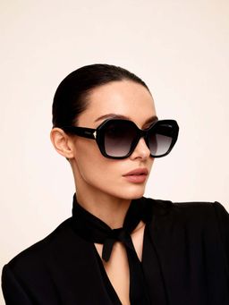 IDEE - Smoke Gradient Lens Square Sunglass Full Rim Shiny Black Frame (56)