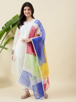 Aritri - White White Lace Work Kurta and Pant with Dupatta