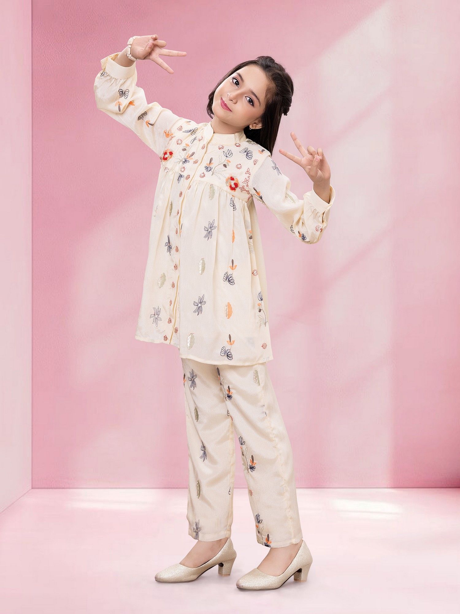 Cream Woven Rayon Thread Embriodery Co-ord Set
