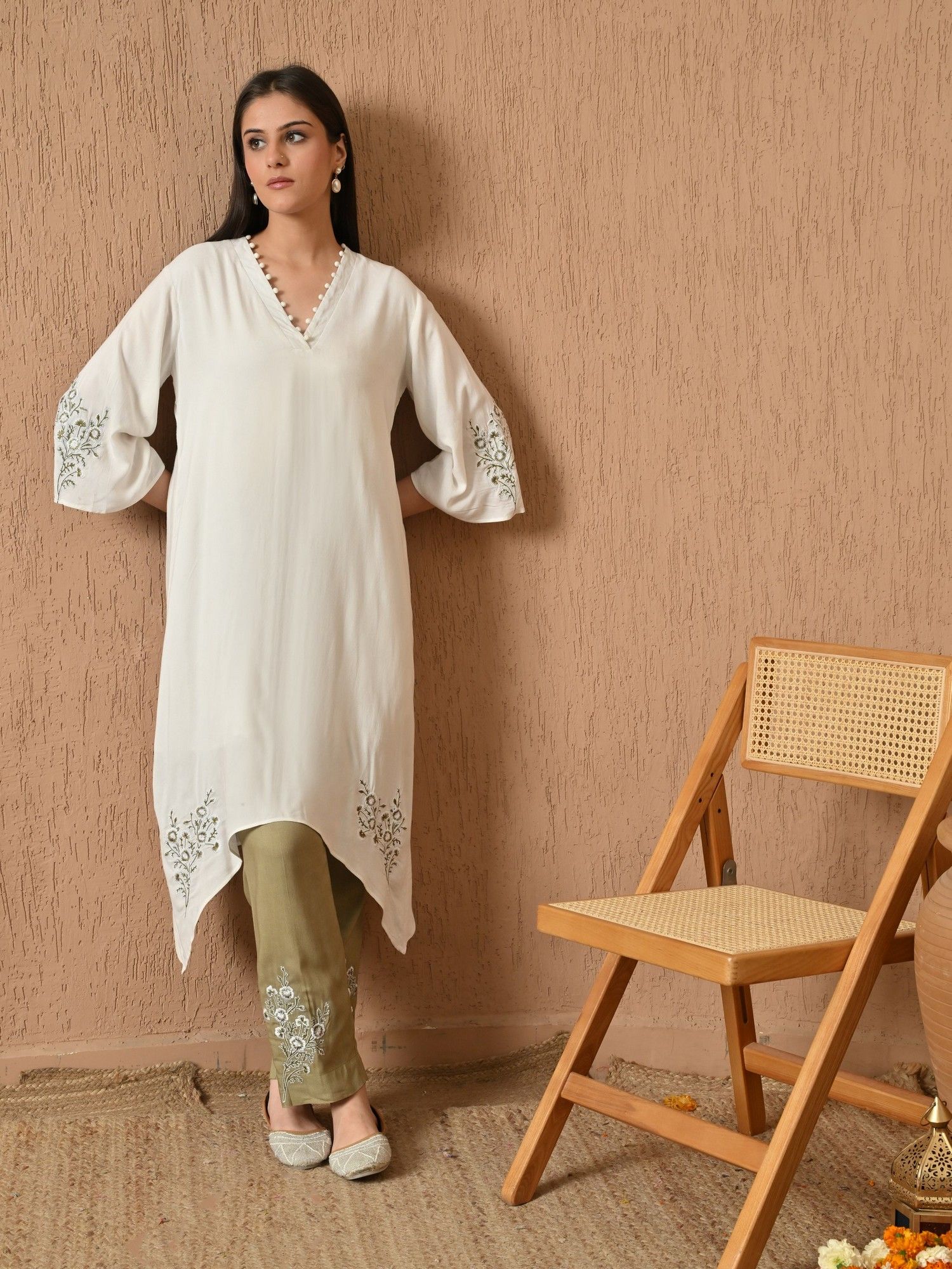 Rubisha Embroidered Rayon Kurta with Pant