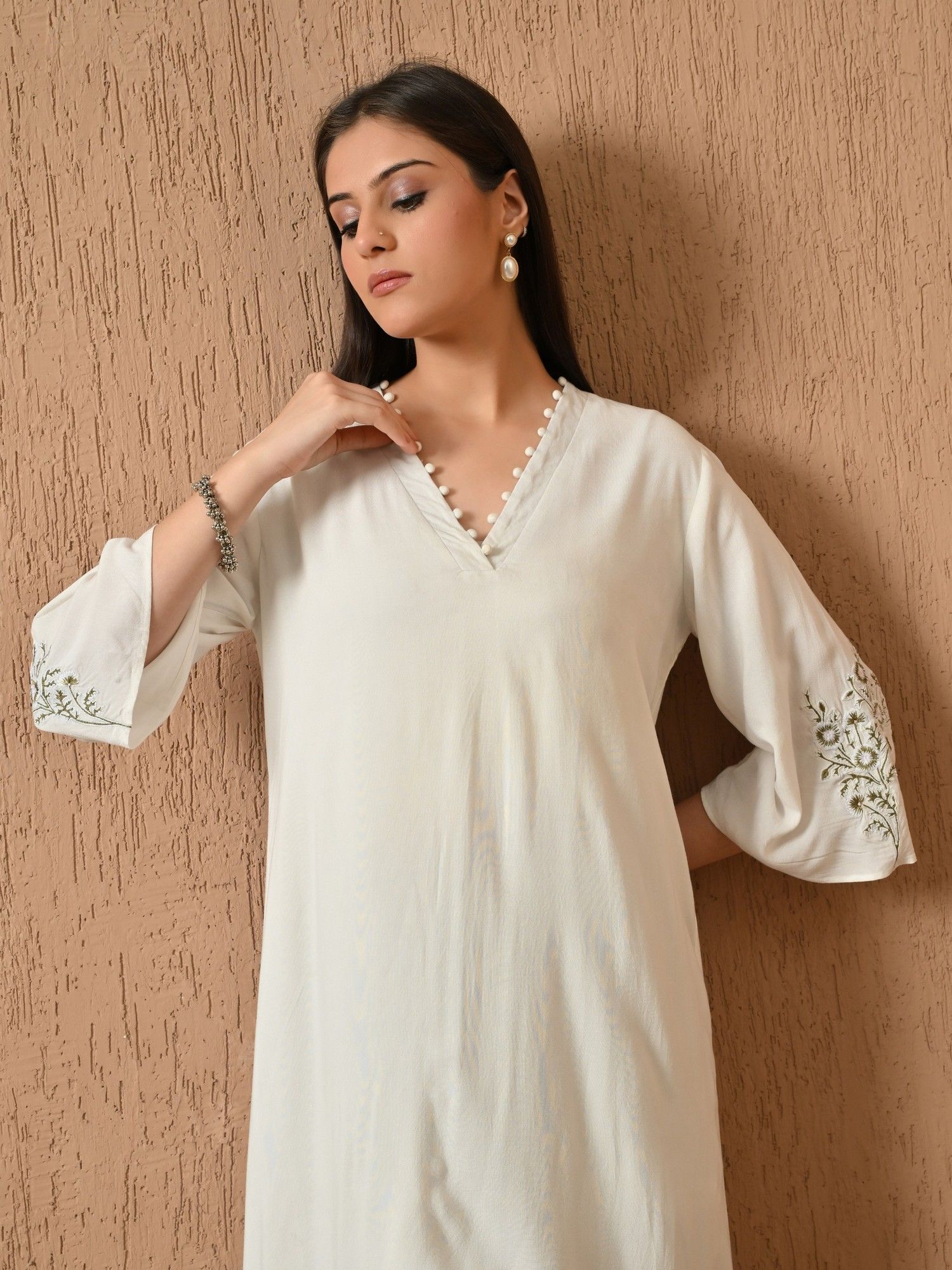 Rubisha Embroidered Rayon Kurta with Pant