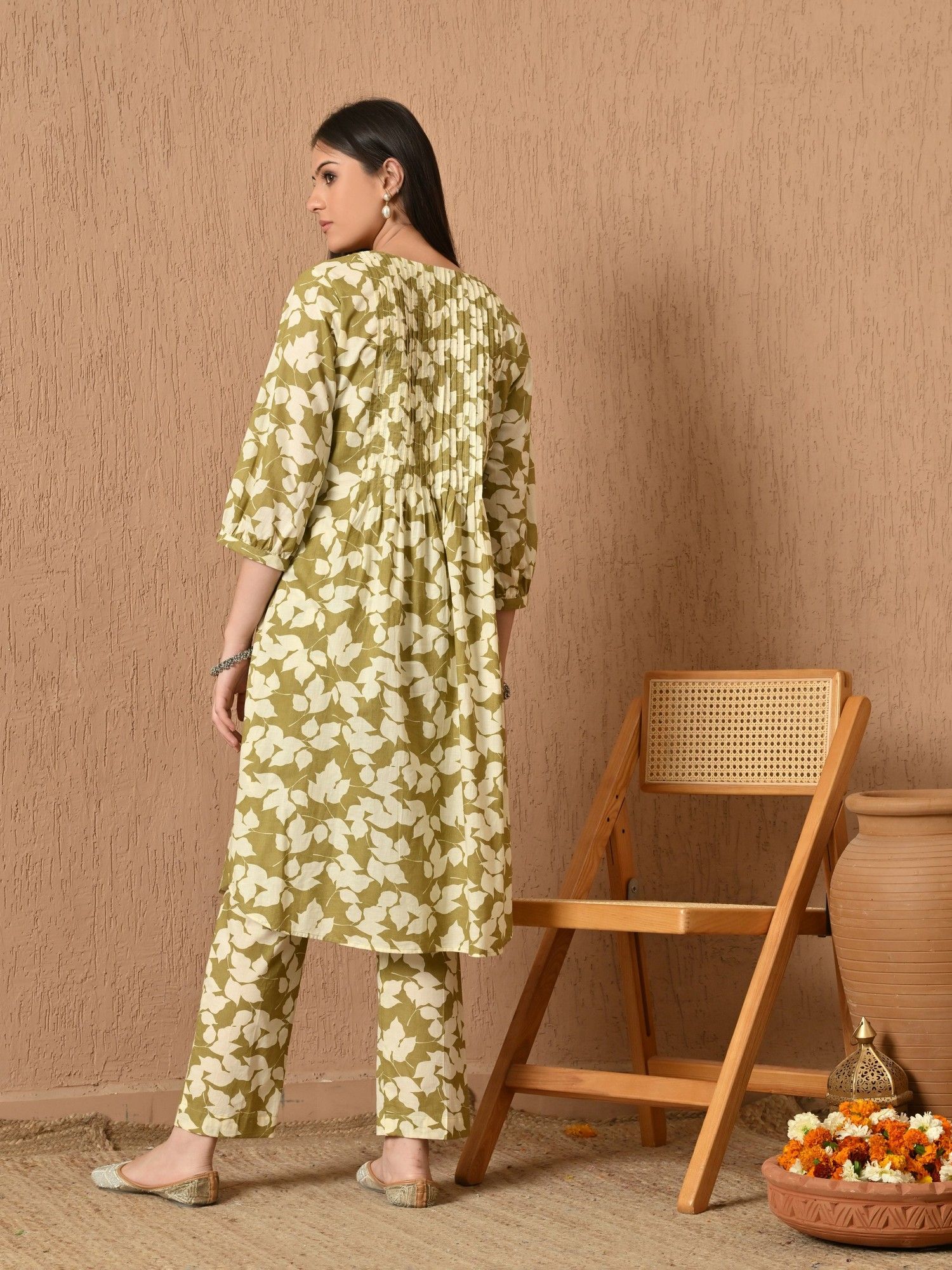 Thridha Flared Fit Printed Cambric Kurta with Pant