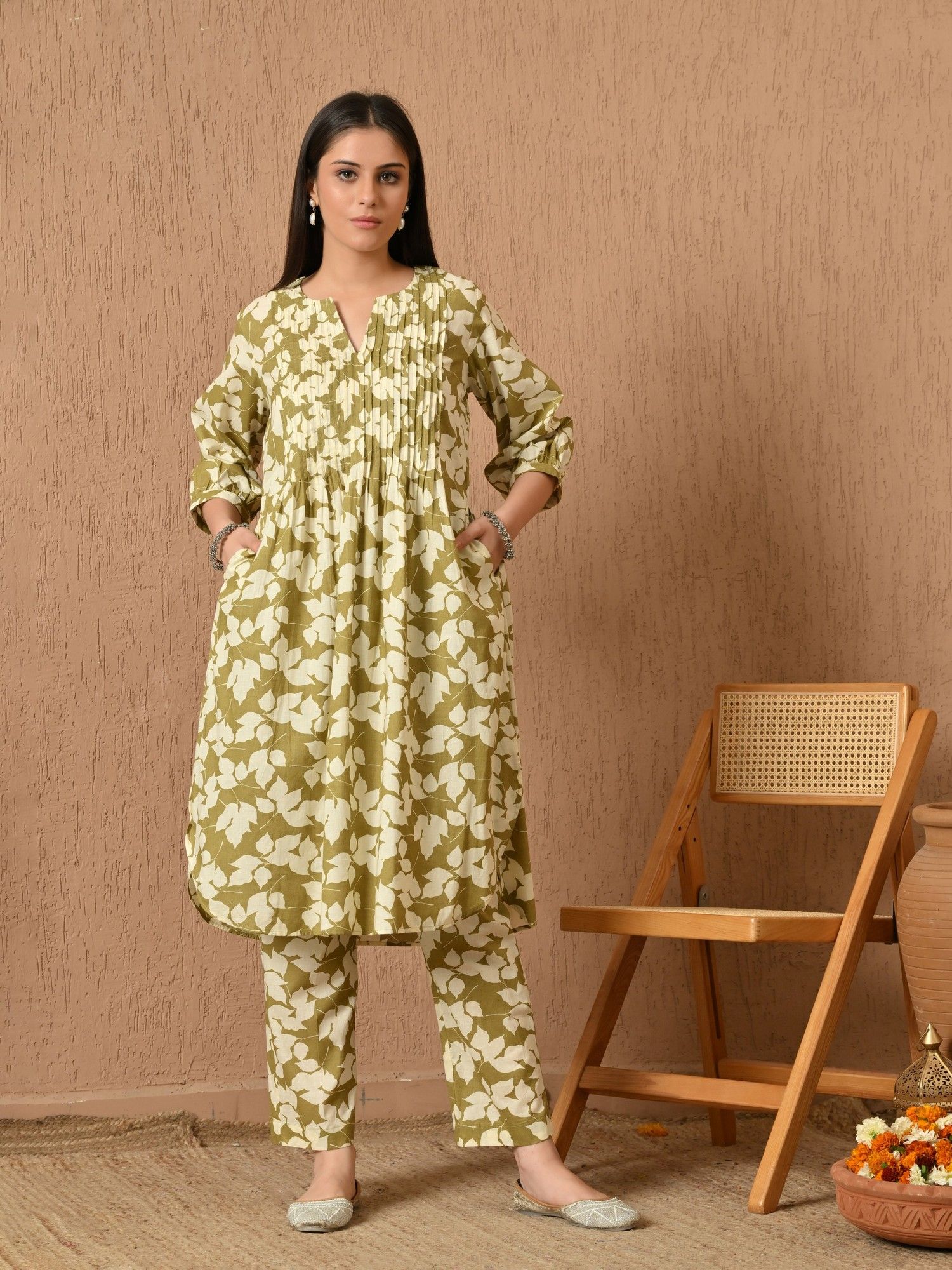 Thridha Flared Fit Printed Cambric Kurta with Pant