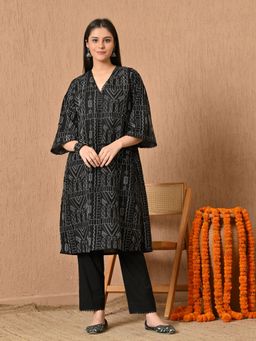 KELIN - Sadina Loose Fit Embroidered Cambric Kurta with Pant