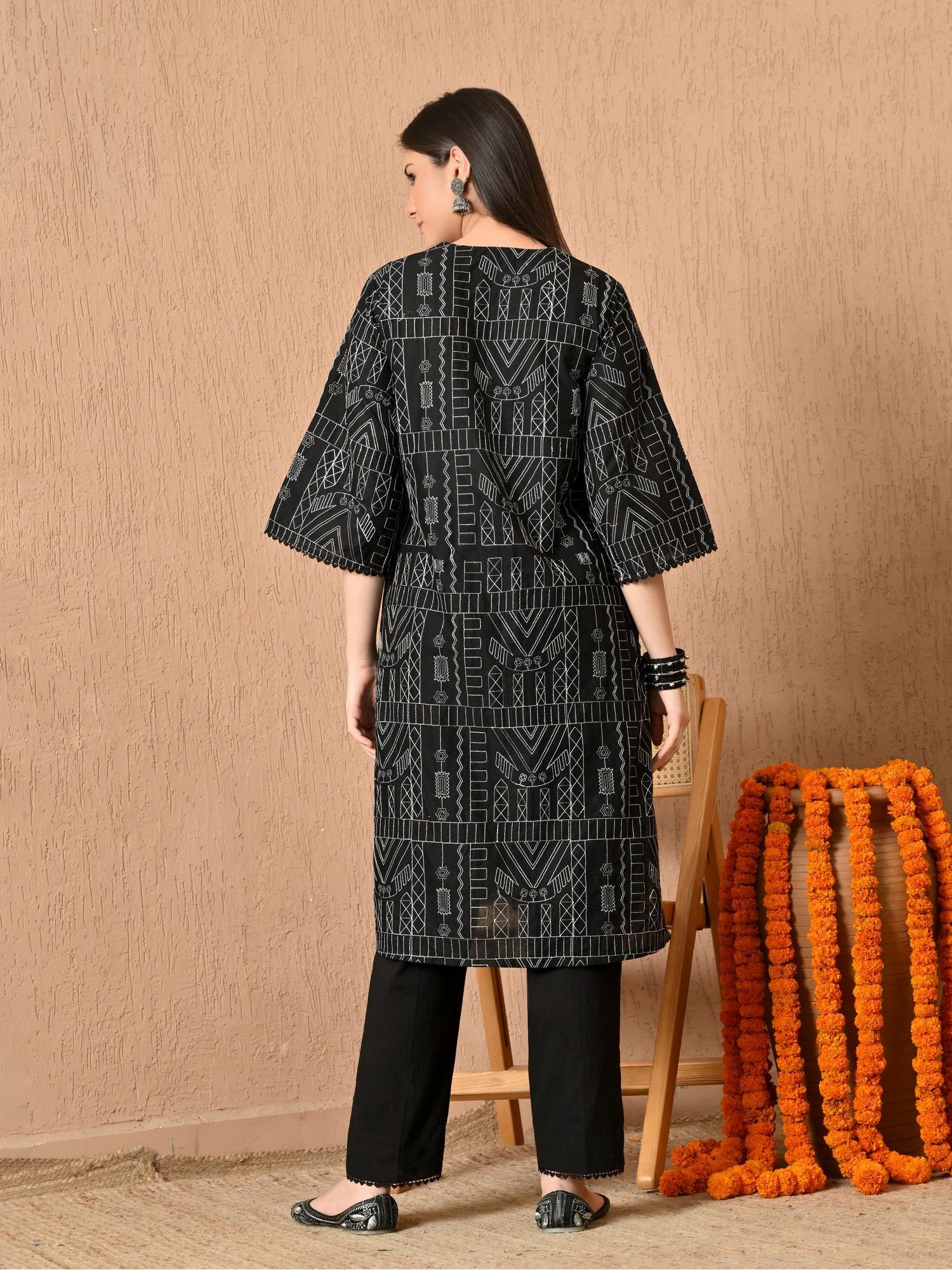 Sadina Loose Fit Embroidered Cambric Kurta with Pant