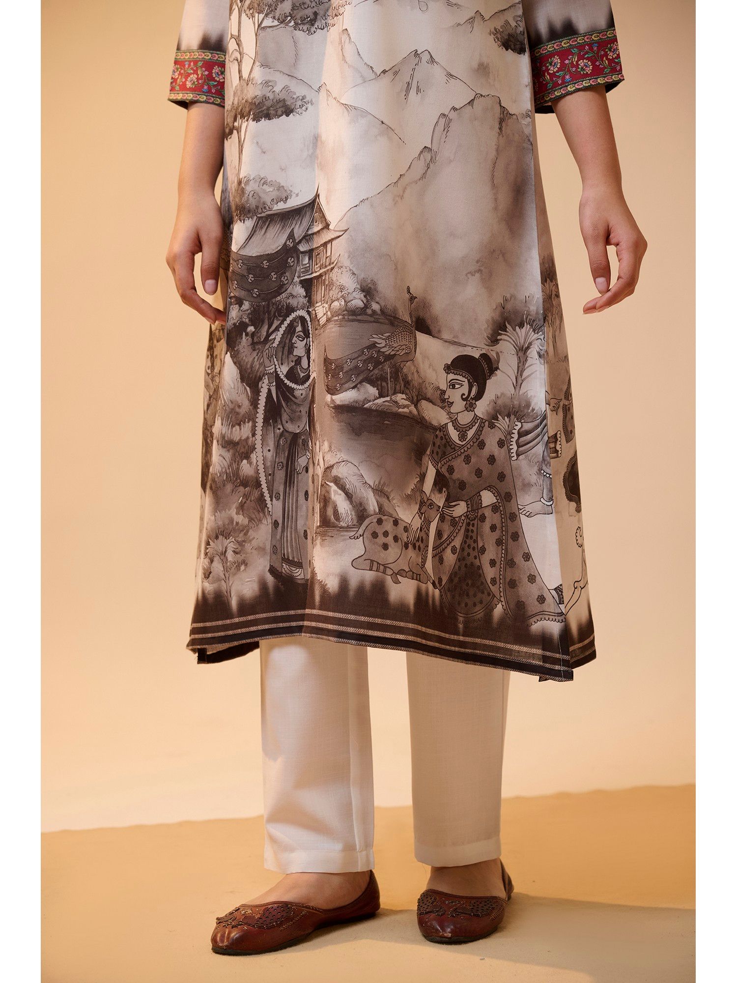 Pahadi Pehlu Kurta with Pant