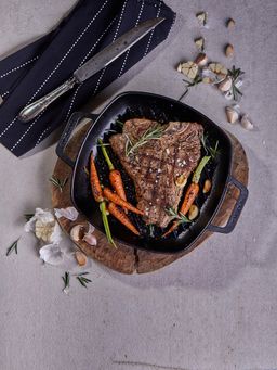 Victoria - Cast Iron Square Grill Pan With Double Loop Handles, Made In Colombia, 10 Inches