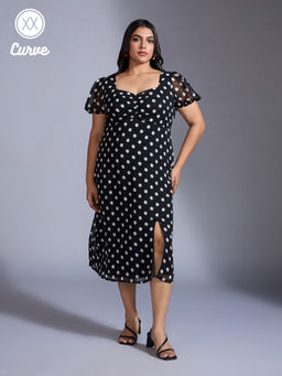 Twenty Dresses by Nykaa Fashion - Curve Black And White Polka Print Sweetheart Neck Midi Dress