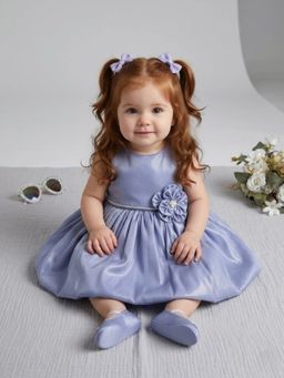 Blabber - Blue Woven Sleeveless Flower Applique Detailing Frock With Booties