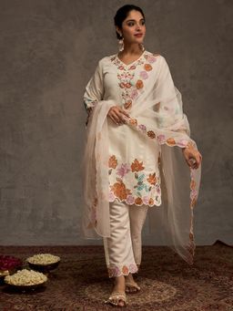 Indo Era - Off White Embroidered Straight Kurta With Pant & Dupatta