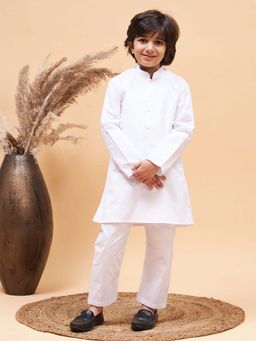 Vastramay - Boys White Kurta With Pyjama