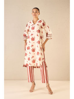 Shivani Bhargava - Red Rose V-Neck Kurta with Pant and Dupatta (Set of 3)