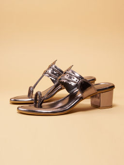 ERIDANI - Aliaa Kolhapuri Heels Grey