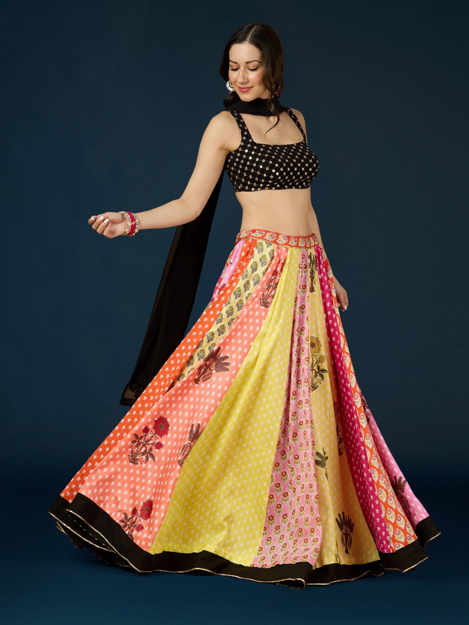 gajra gang Multicolor Panel Lehenga Blouse & Dupatta Diwalicious (Set of 3)-picture-12