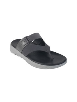 Mochi - Men Grey Slip On Sandals