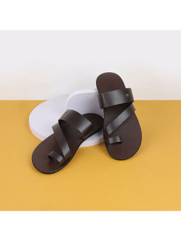 Mochi - Men Brown Slip On Sandals