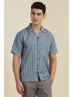 Allen Solly - Men Green Relaxed Fit Stripes Half Sleeves Casual Shirts