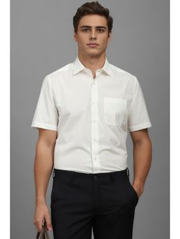 Louis Philippe - Men White Classic Fit Solid Half Sleeves Formal Shirt