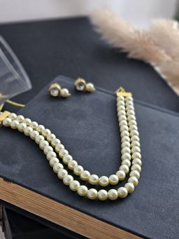 BINNI - Off White Nacre Elegant Multi-Layer Semi-Precious Pearl Necklace Set