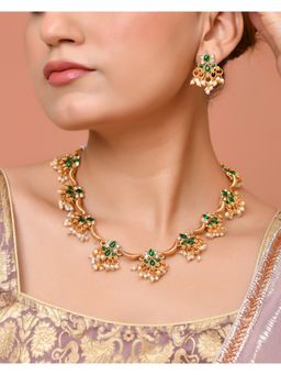 VOJ - Gold Tone Green Floral Necklace Set